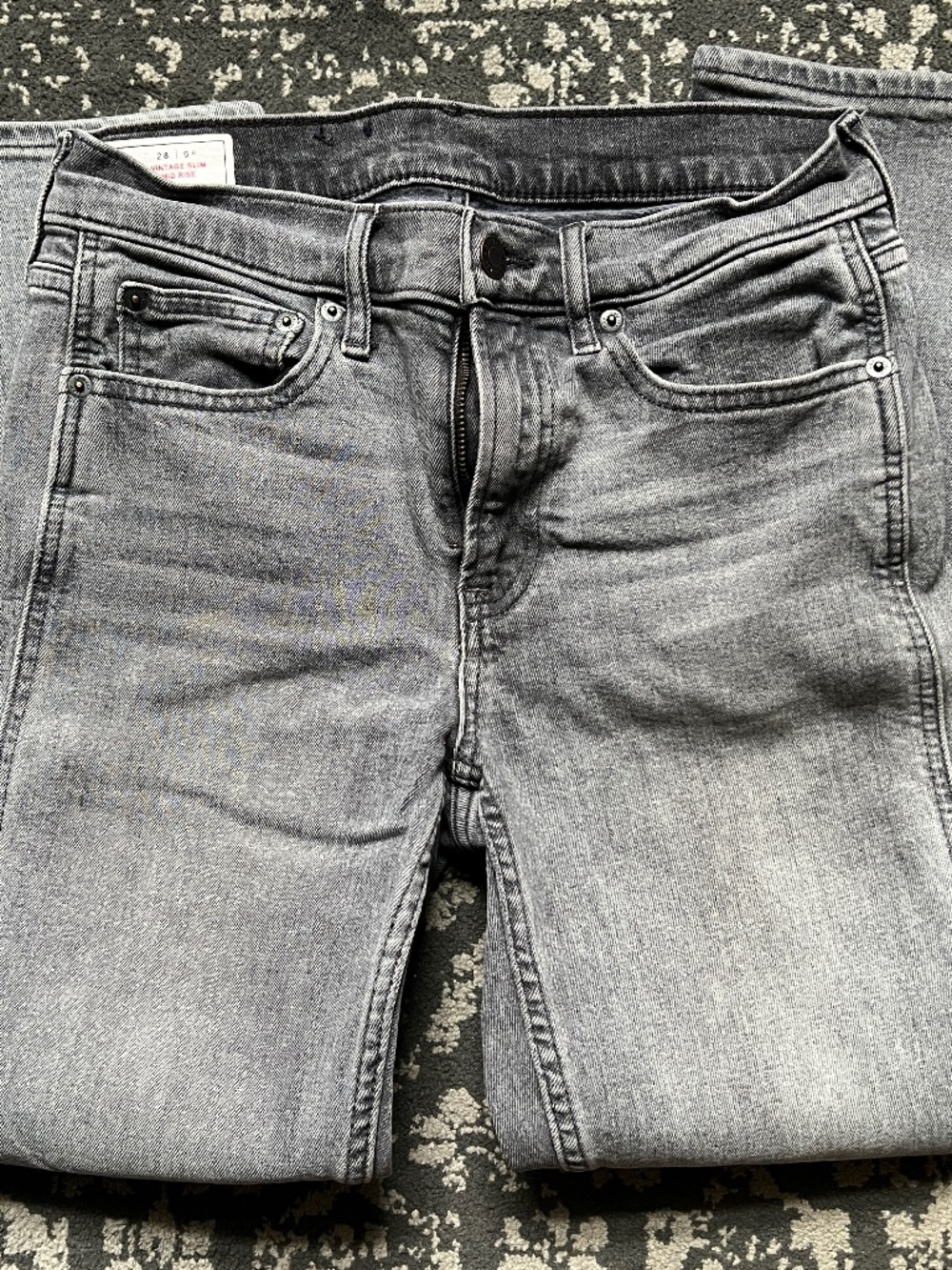 Gap Vintage Slim Mid Rise Jeans size 28 / 6R in absolute black